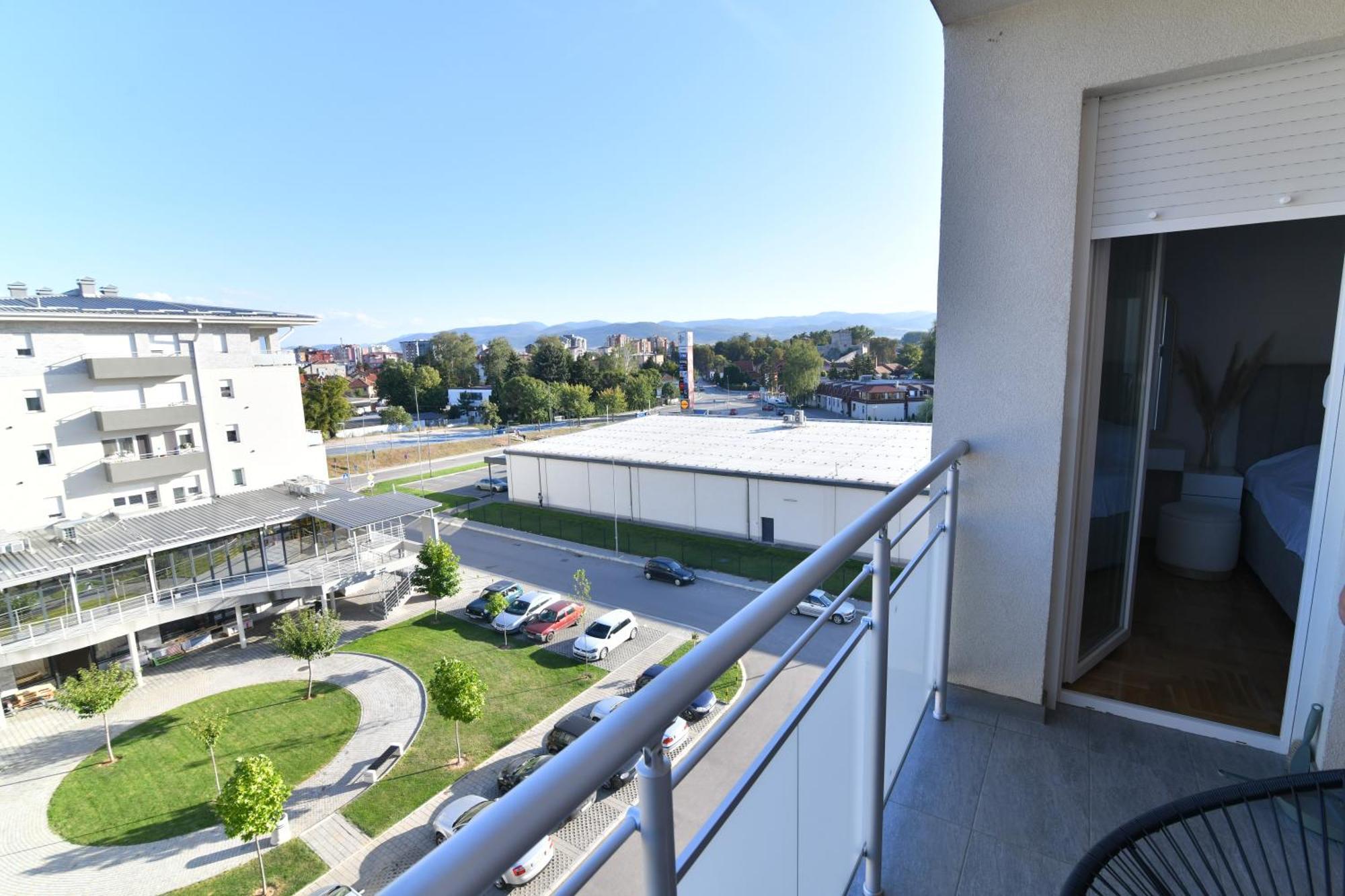 Apartament Apartman Dina Pirot Zewnętrze zdjęcie